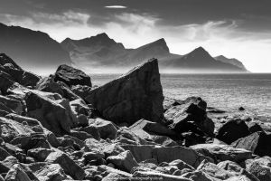South from Utakleiv beach